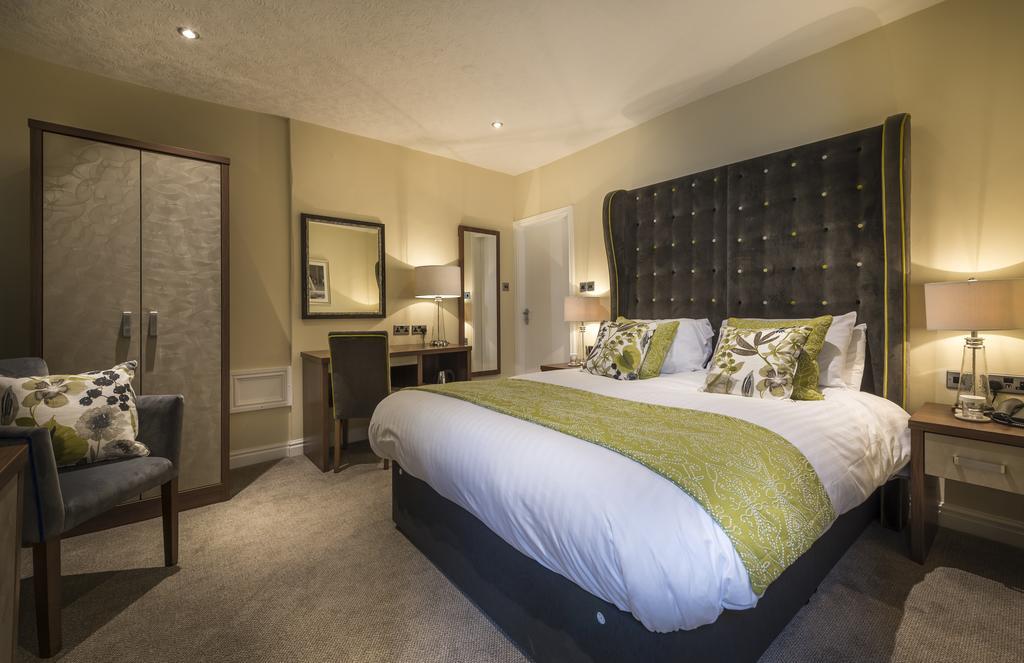 The Golden Fleece Hotel, Thirsk, North Yorkshire Dış mekan fotoğraf