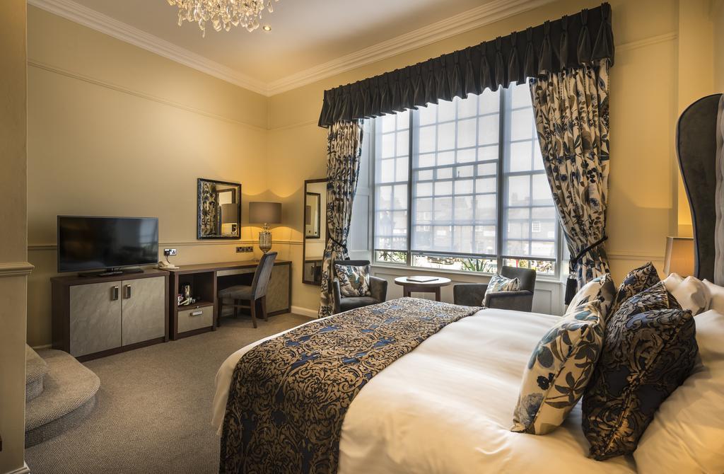 The Golden Fleece Hotel, Thirsk, North Yorkshire Dış mekan fotoğraf