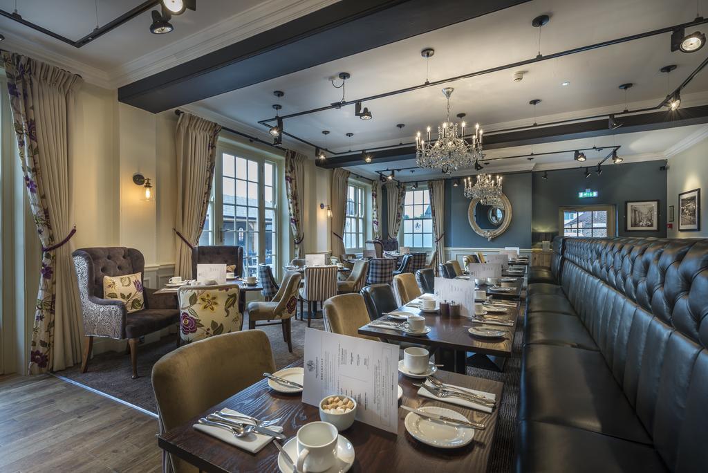 The Golden Fleece Hotel, Thirsk, North Yorkshire Dış mekan fotoğraf