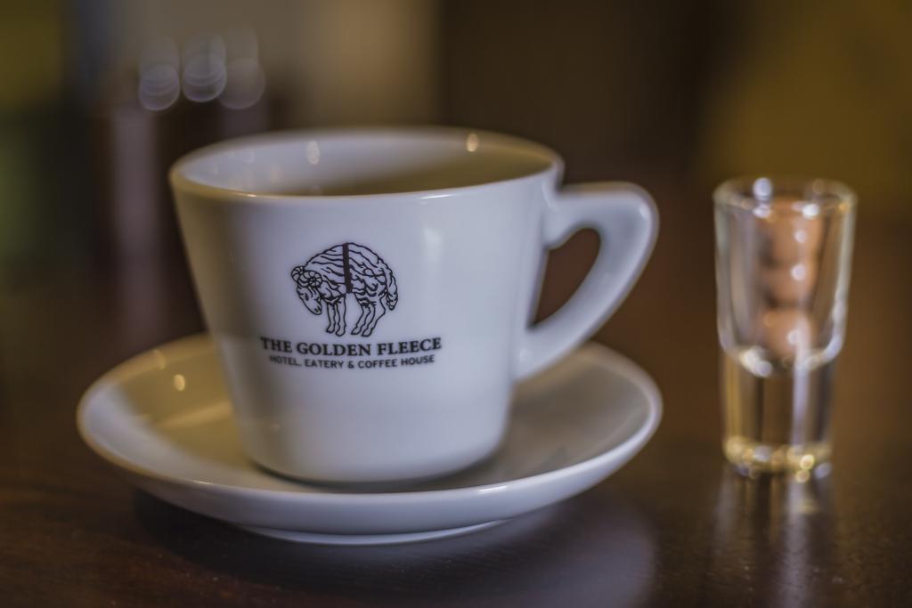 The Golden Fleece Hotel, Thirsk, North Yorkshire Dış mekan fotoğraf