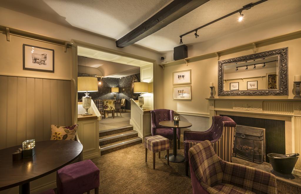 The Golden Fleece Hotel, Thirsk, North Yorkshire Dış mekan fotoğraf