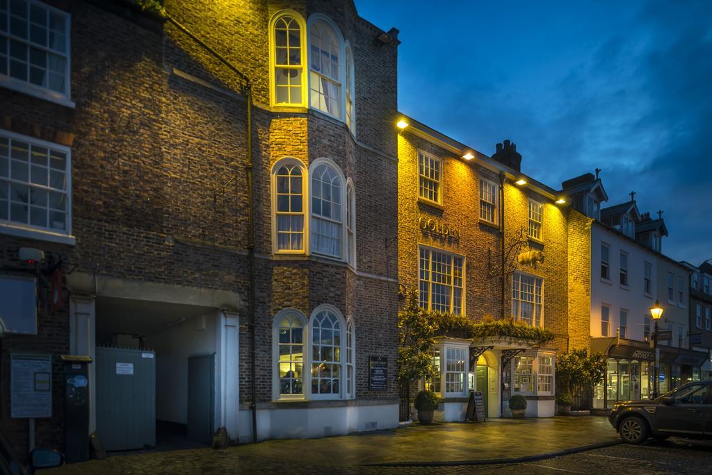 The Golden Fleece Hotel, Thirsk, North Yorkshire Dış mekan fotoğraf