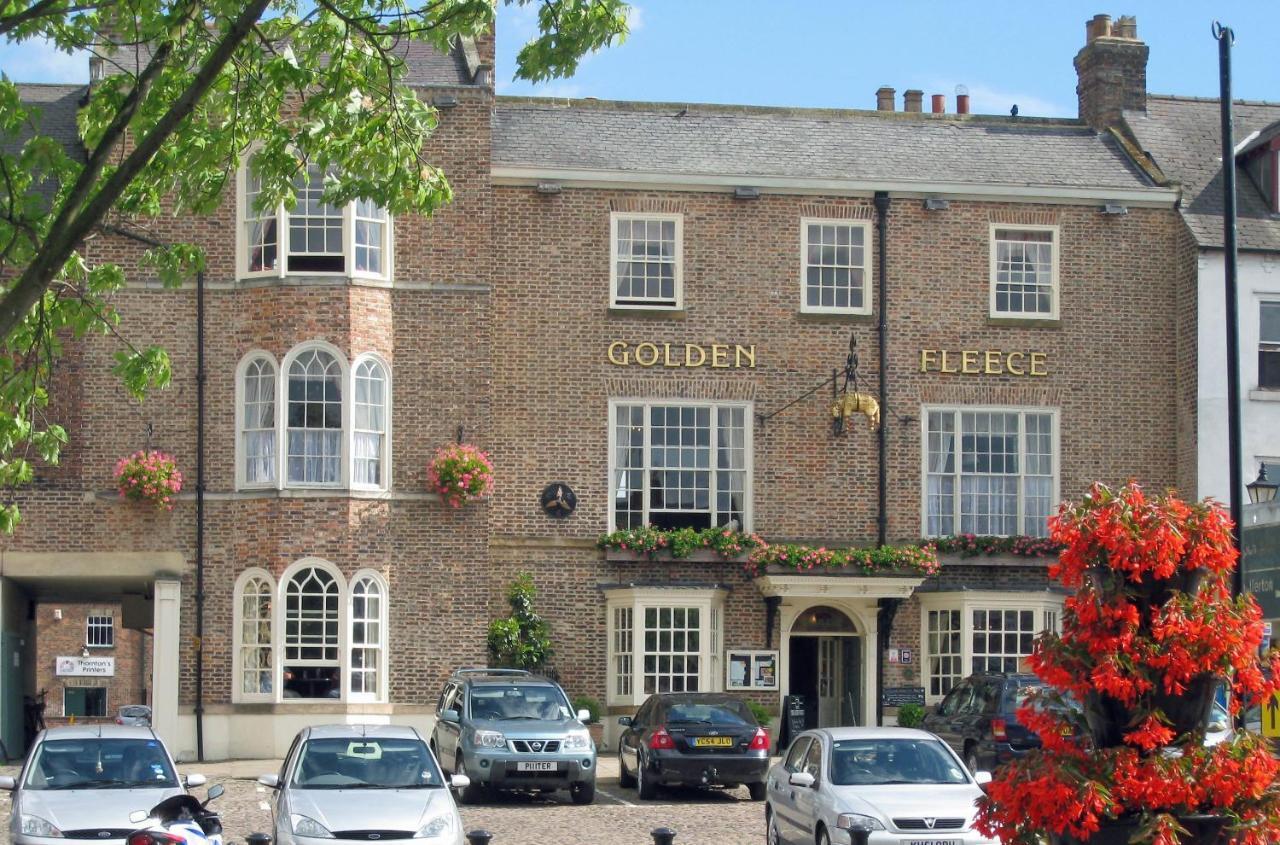 The Golden Fleece Hotel, Thirsk, North Yorkshire Dış mekan fotoğraf
